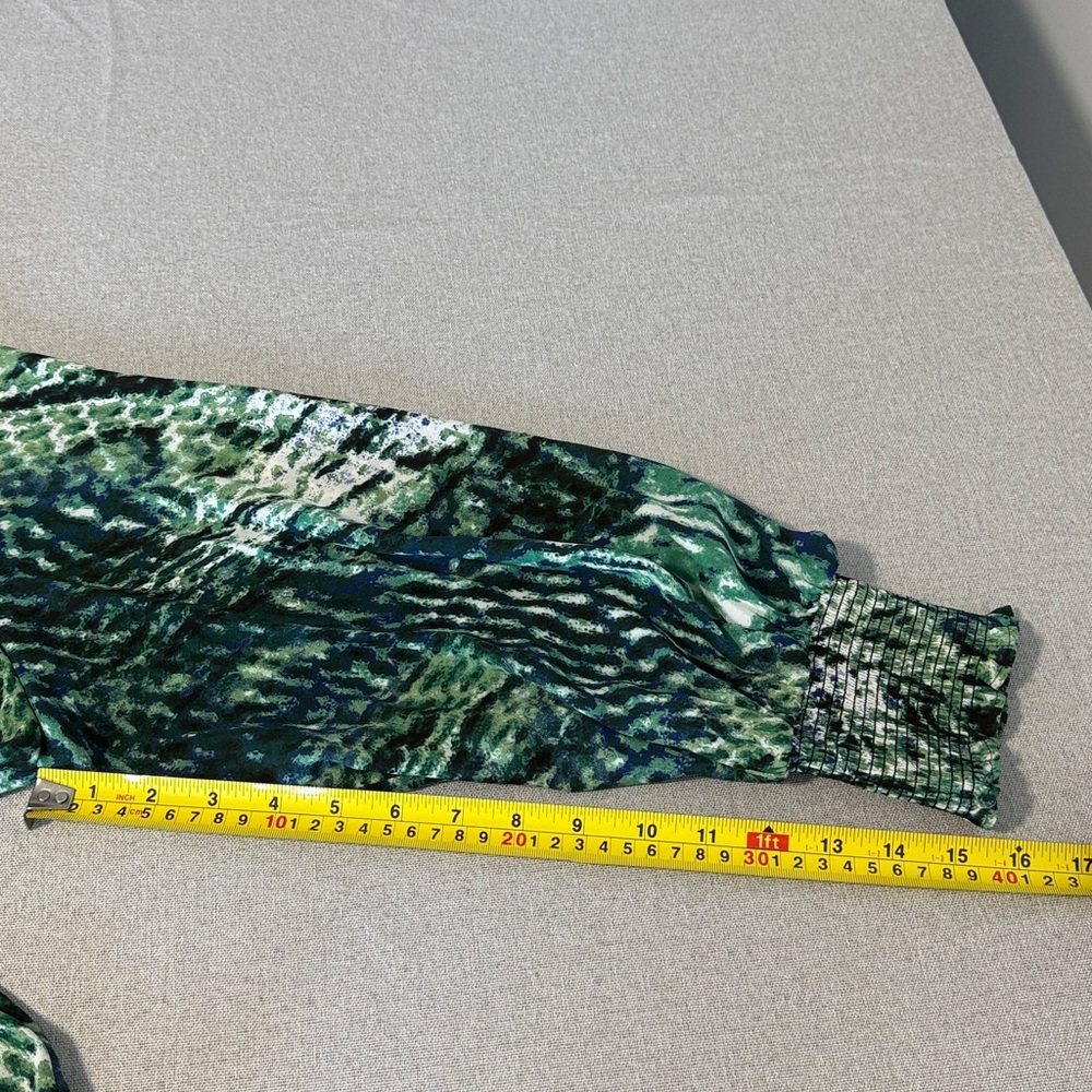Bar III Green and Black Patterned Blouse SZXXL - Picture 12 of 14